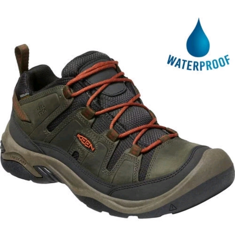 Mens Circadia Waterproof Hiking Shoe Size 8  EUC